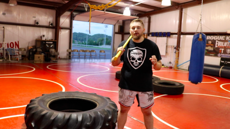 Functional Fitness Series – Tire & Sledgehammer Workout | HIIT