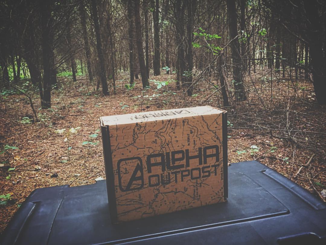 Alpha Outpost Subscription Box (May 2016) – The “Dopp Kit”